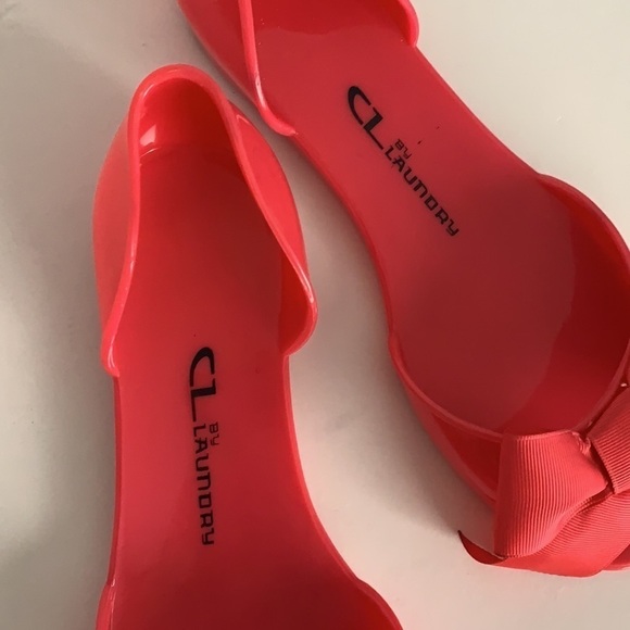 Chinese Laundry Plastic Open Toe Beach Flats Shoes - Picture 4 of 11